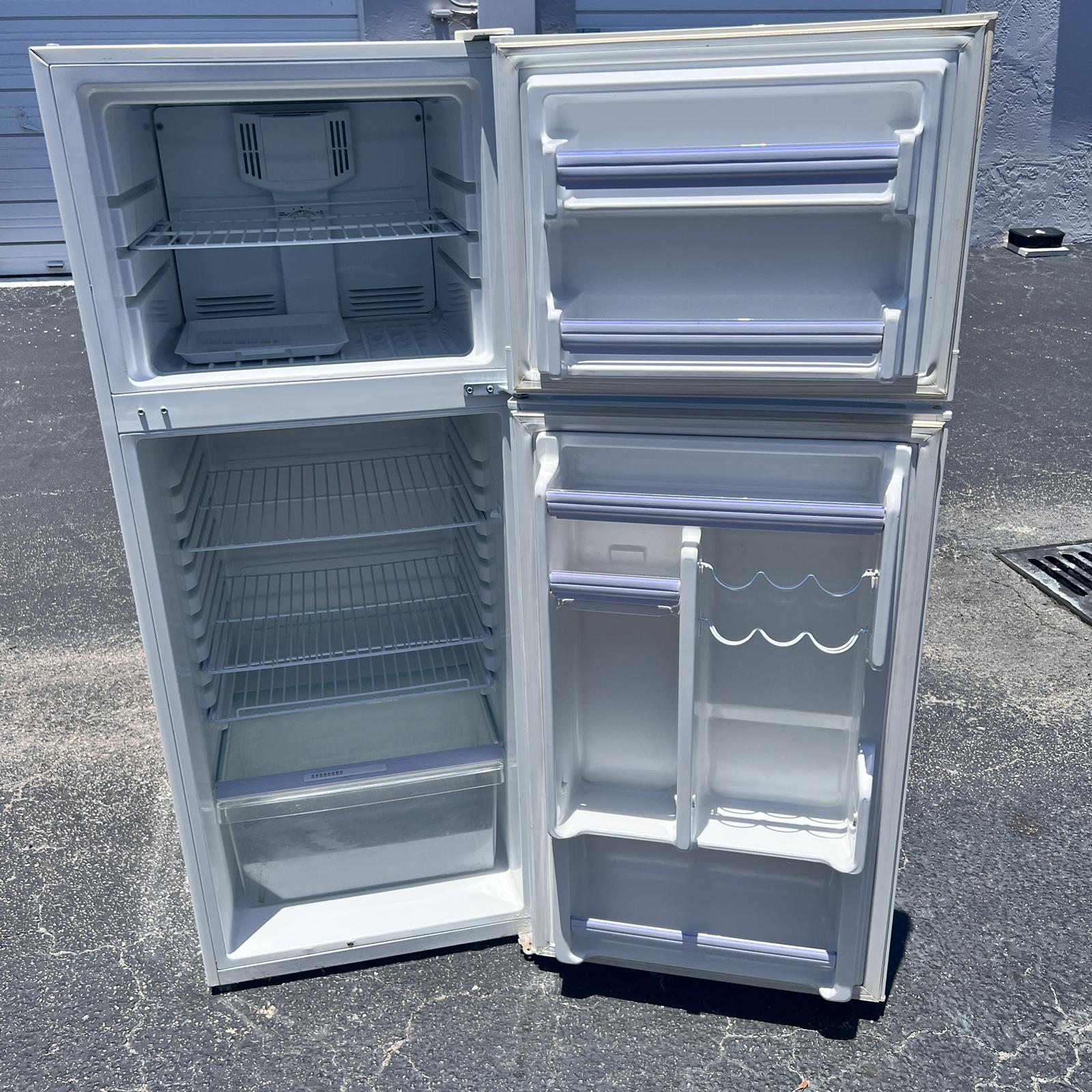 Haier Top and Bottom Refrigerator Haier Top and Bottom Refrigerator
